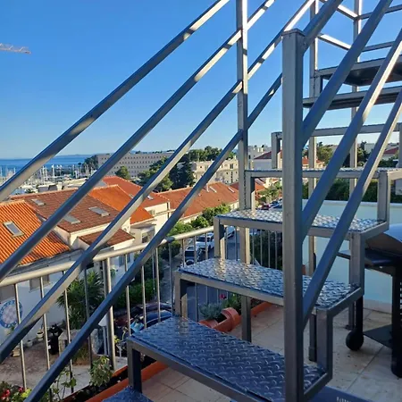 Appartement Roof Garden Center *