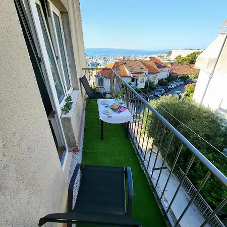 Appartement Roof Garden Center *