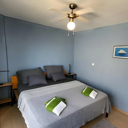 Roof Garden Center 公寓 *